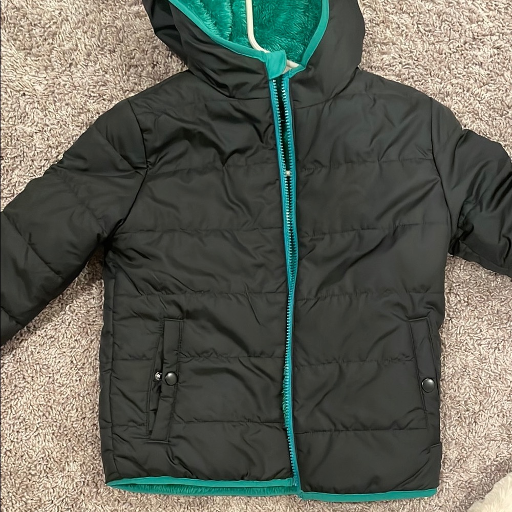 Cat & Jack Black and Green Puffer Jacket with Stand-Up Collar
